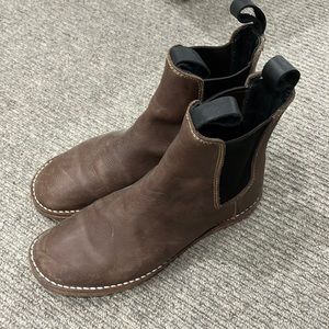 Genuine leather DaVinci boots